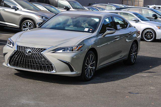 new 2025 Lexus ES 300h car, priced at $48,715