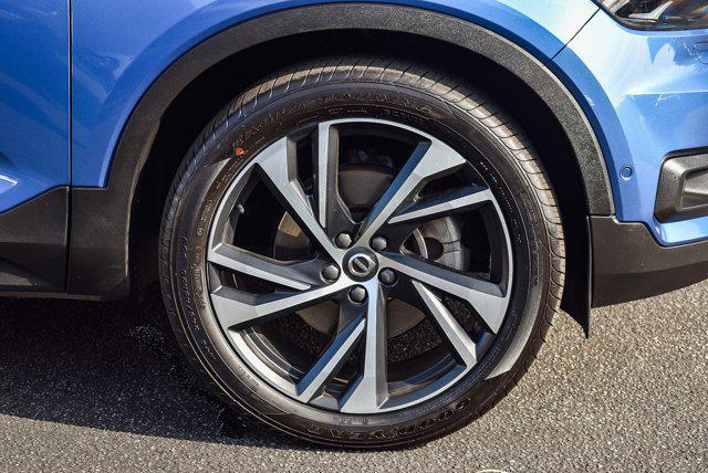 used 2019 Volvo XC40 car, priced at $21,995