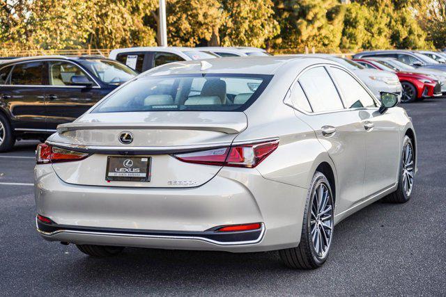 new 2025 Lexus ES 300h car, priced at $48,479