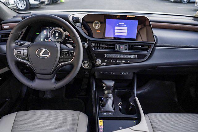 new 2025 Lexus ES 300h car, priced at $48,479