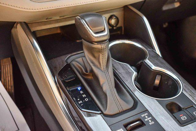 used 2022 Toyota Highlander car, priced at $40,995