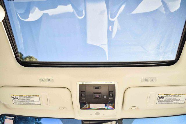 new 2025 Lexus ES 300h car, priced at $49,104