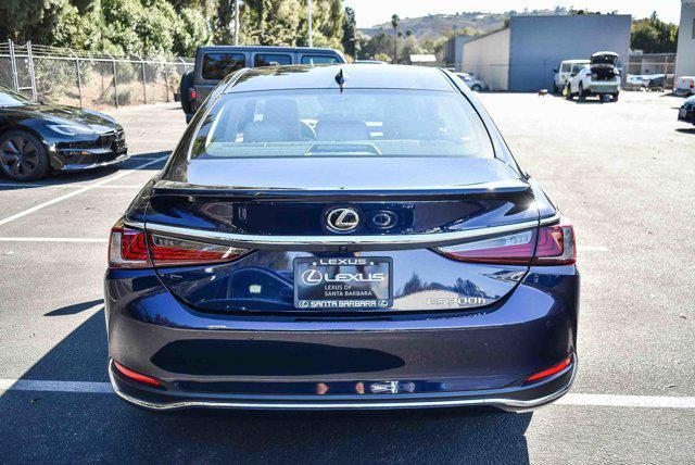 new 2025 Lexus ES 300h car, priced at $49,104