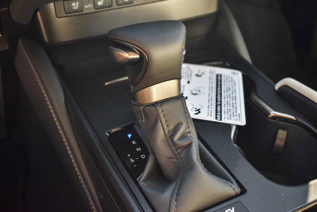 new 2025 Lexus ES 300h car, priced at $49,104