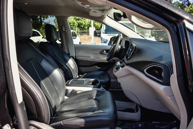 used 2022 Chrysler Pacifica car, priced at $28,995