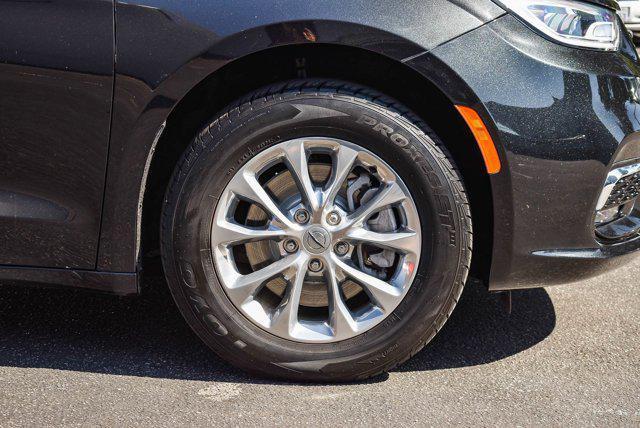 used 2022 Chrysler Pacifica car, priced at $28,995