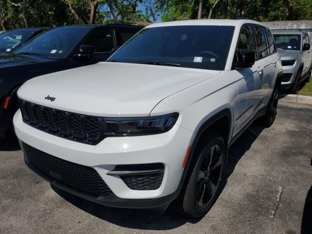 new 2024 Jeep Grand Cherokee car, priced at $43,405