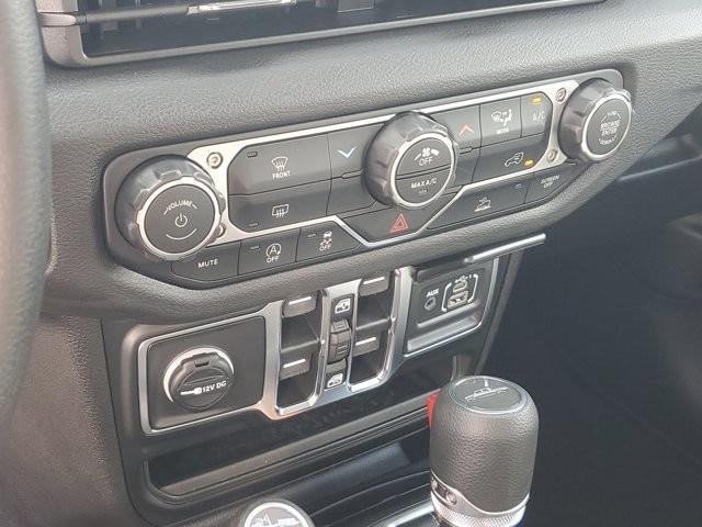 new 2025 Jeep Gladiator car, priced at $42,385