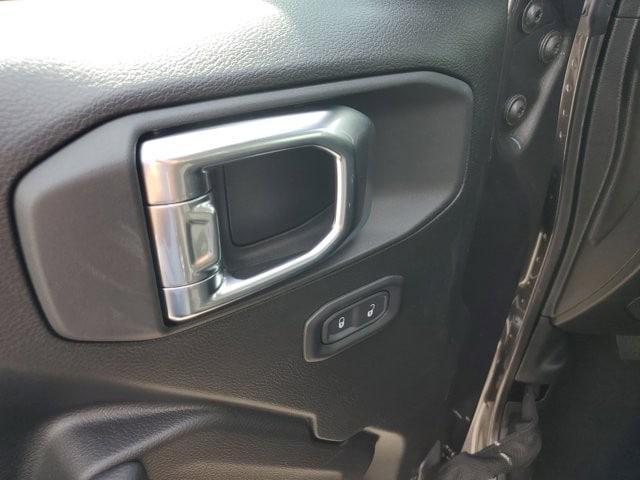 new 2025 Jeep Gladiator car, priced at $42,385