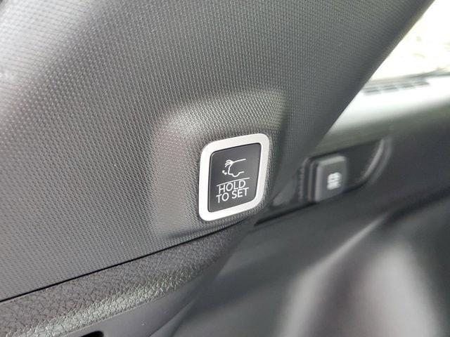 new 2025 Jeep Grand Cherokee car, priced at $47,690