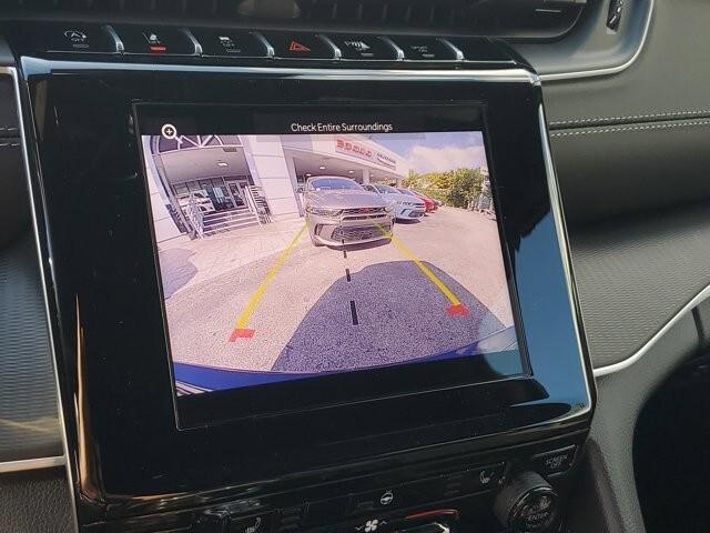 new 2025 Jeep Grand Cherokee car, priced at $40,049