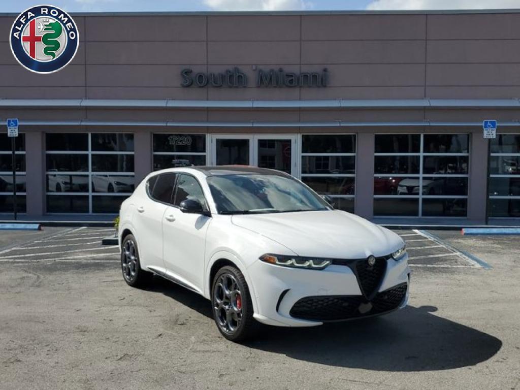 new 2025 Alfa Romeo Tonale car, priced at $57,430