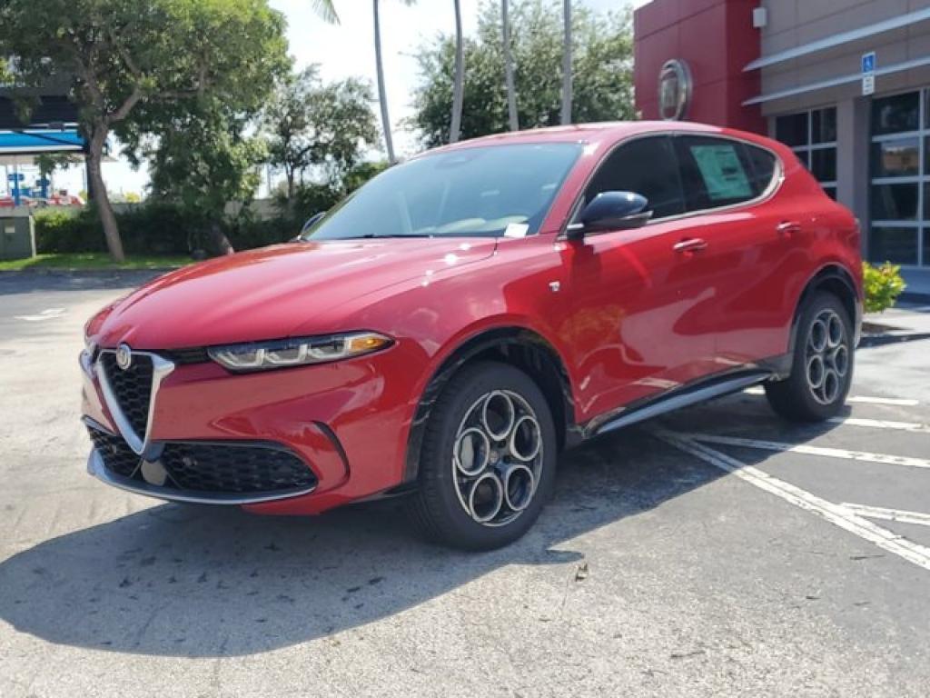 new 2024 Alfa Romeo Tonale car, priced at $47,090