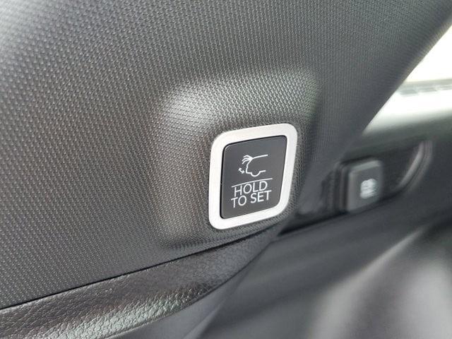 new 2025 Jeep Grand Cherokee car, priced at $50,735