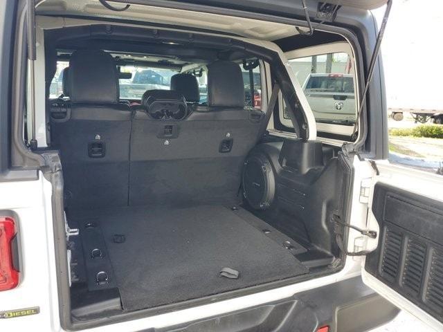 used 2021 Jeep Wrangler Unlimited car, priced at $32,995