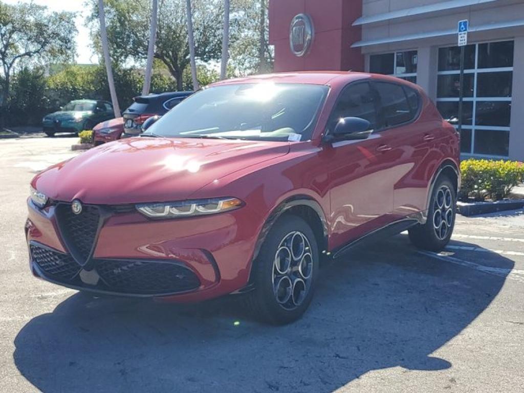 new 2025 Alfa Romeo Tonale car, priced at $48,725