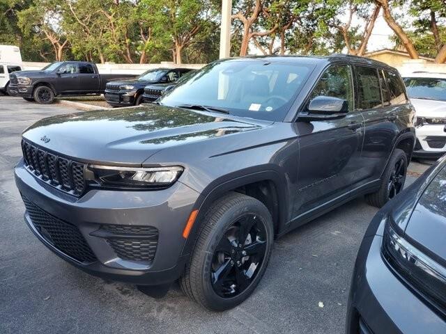 new 2024 Jeep Grand Cherokee car, priced at $43,112