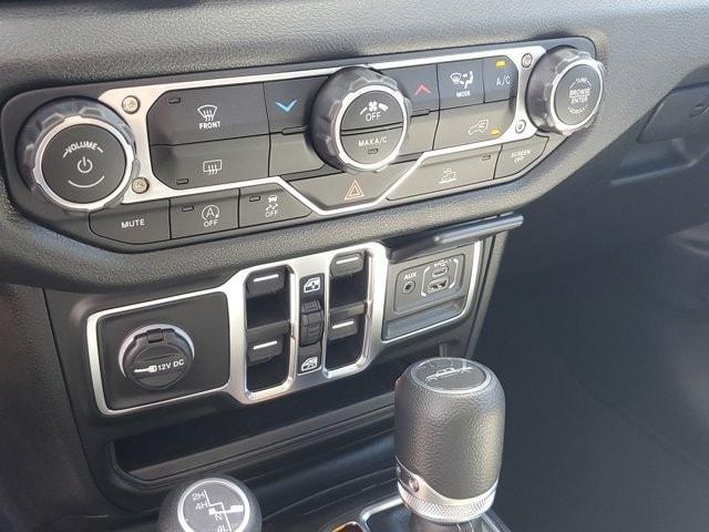 new 2025 Jeep Gladiator car, priced at $45,730