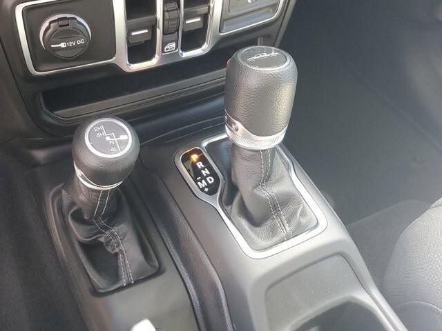 new 2025 Jeep Gladiator car, priced at $45,050