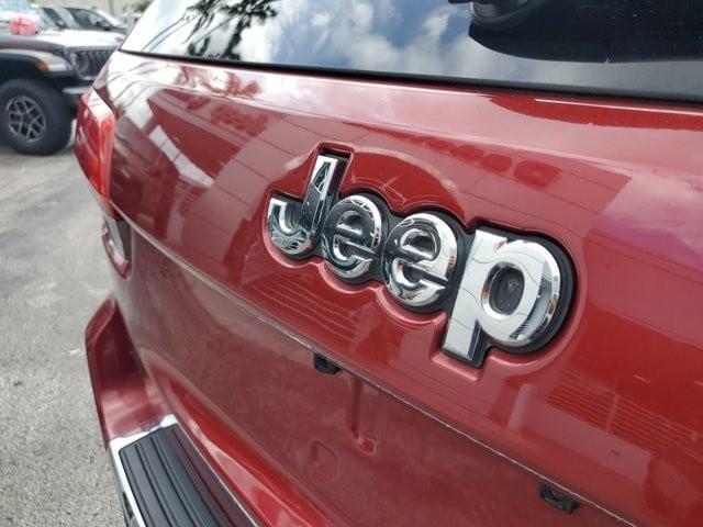 used 2015 Jeep Grand Cherokee car, priced at $12,995