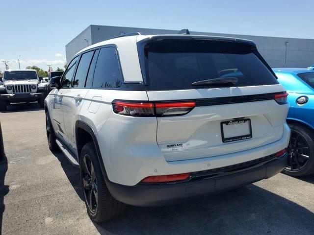 new 2024 Jeep Grand Cherokee car, priced at $44,455