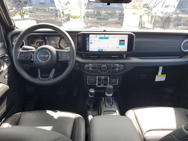 new 2025 Jeep Gladiator car, priced at $45,954