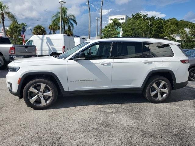 used 2021 Jeep Grand Cherokee L car, priced at $28,995
