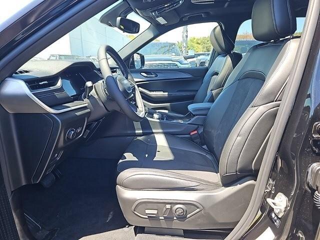 new 2024 Jeep Grand Cherokee L car, priced at $40,360