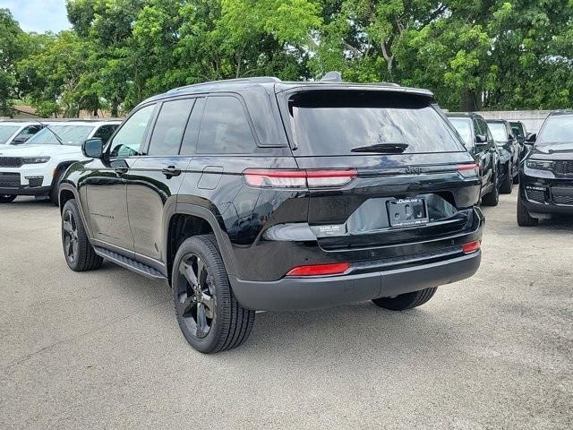 new 2024 Jeep Grand Cherokee car, priced at $42,950