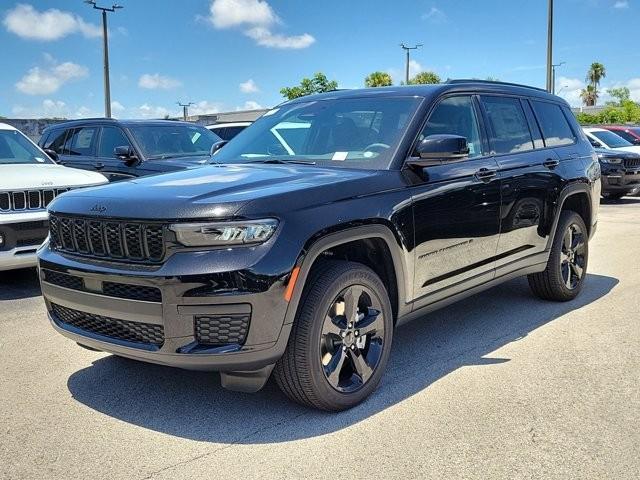 new 2024 Jeep Grand Cherokee L car, priced at $45,248