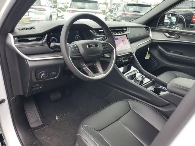 new 2025 Jeep Grand Cherokee L car, priced at $50,240