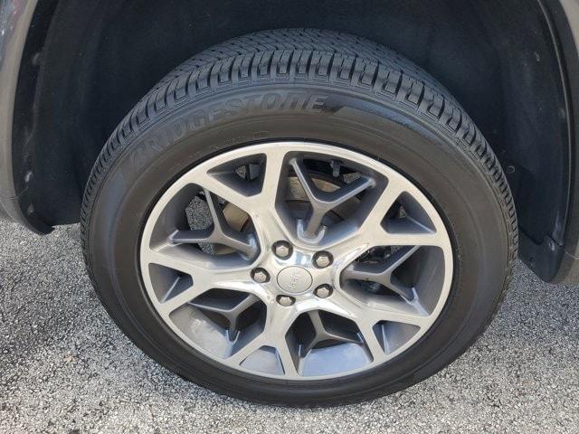 used 2021 Jeep Grand Cherokee car, priced at $26,995