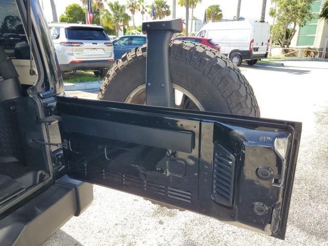 used 2016 Jeep Wrangler Unlimited car, priced at $18,995