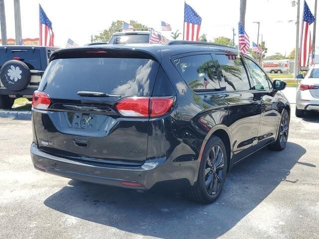 used 2019 Chrysler Pacifica car, priced at $19,995