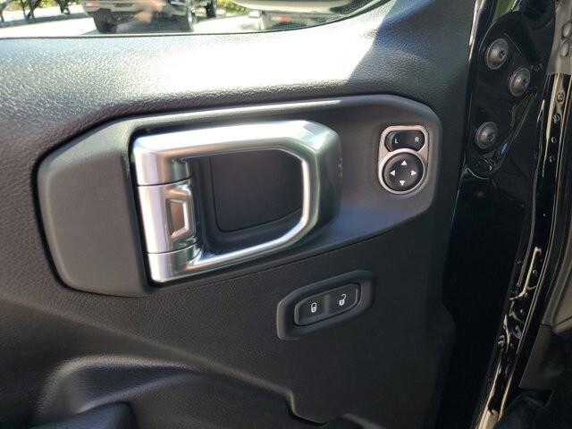 new 2025 Jeep Gladiator car, priced at $43,434