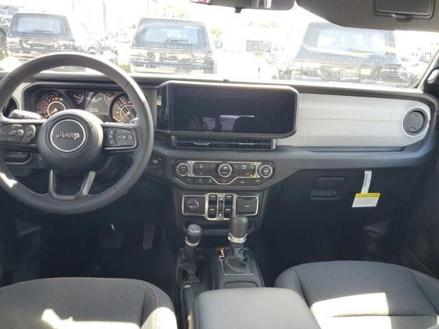 new 2025 Jeep Gladiator car, priced at $43,434