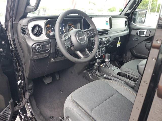 new 2025 Jeep Wrangler car, priced at $49,175