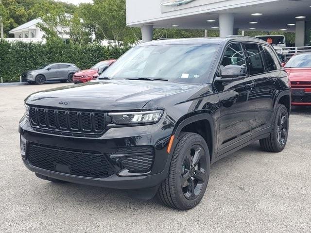 new 2025 Jeep Grand Cherokee car, priced at $44,871