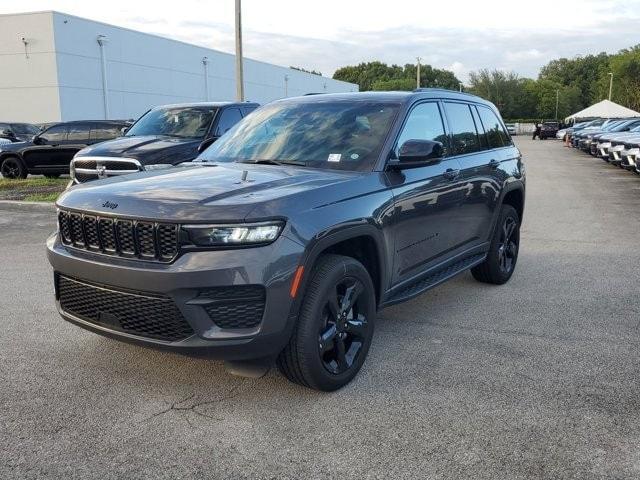 new 2024 Jeep Grand Cherokee car, priced at $45,450