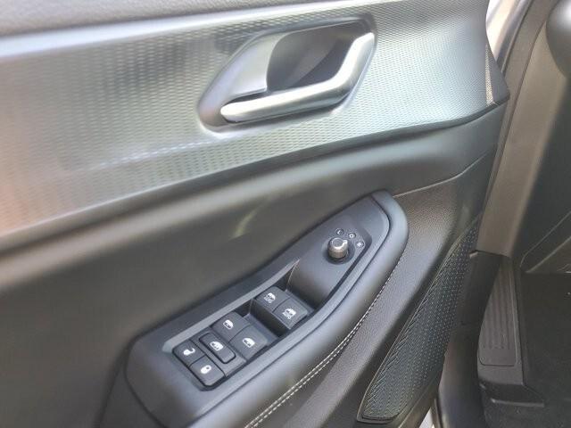 new 2024 Jeep Grand Cherokee L car, priced at $40,498