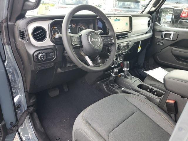 new 2025 Jeep Gladiator car, priced at $43,434