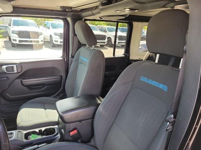 used 2021 Jeep Wrangler Unlimited car, priced at $26,995