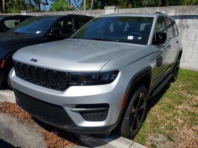 new 2024 Jeep Grand Cherokee car, priced at $45,450