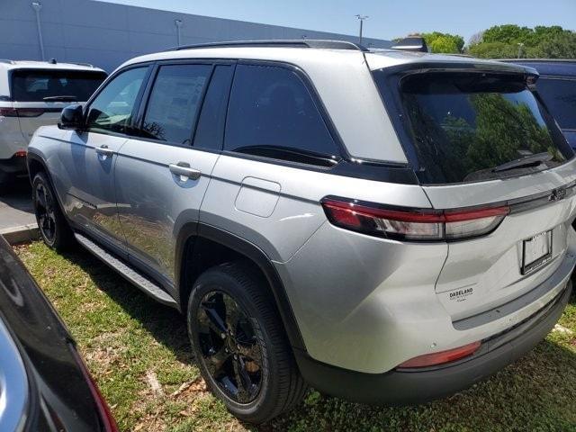 new 2024 Jeep Grand Cherokee car, priced at $45,450