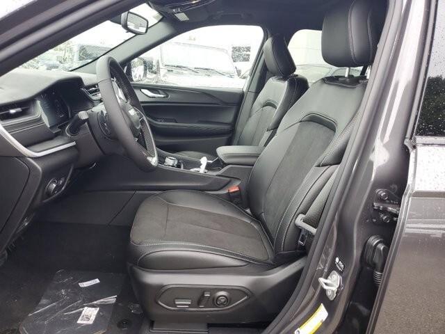 new 2024 Jeep Grand Cherokee car, priced at $38,440
