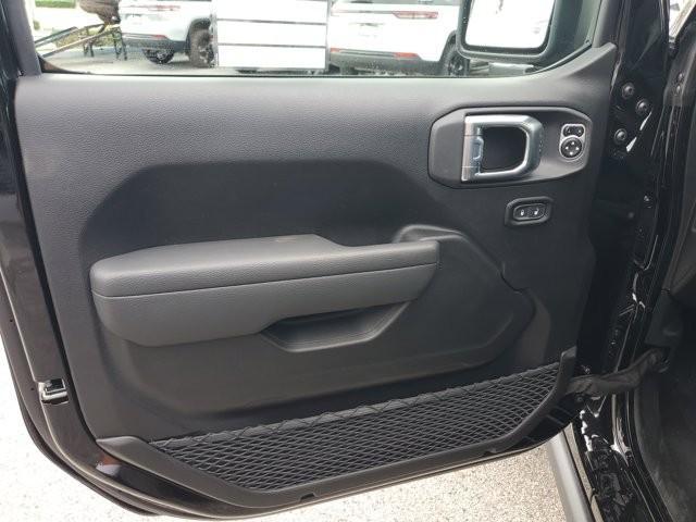 new 2026 Jeep Wrangler car, priced at $50,712