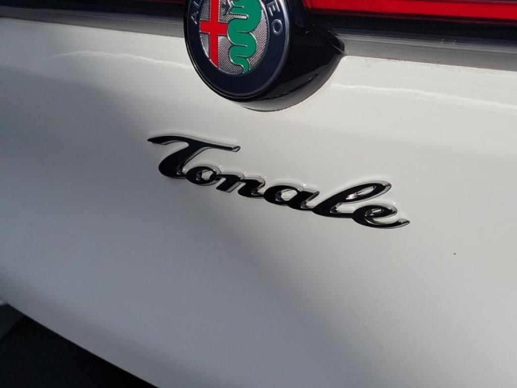 new 2024 Alfa Romeo Tonale car, priced at $56,790