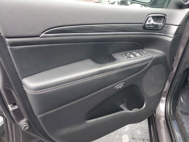used 2021 Jeep Grand Cherokee car, priced at $30,995
