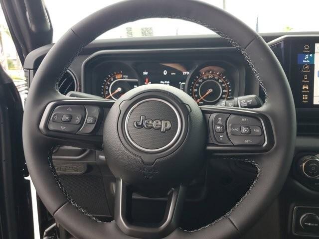 new 2025 Jeep Wrangler car, priced at $54,718