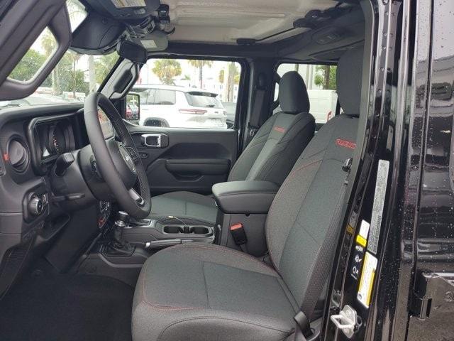 new 2025 Jeep Wrangler car, priced at $54,718